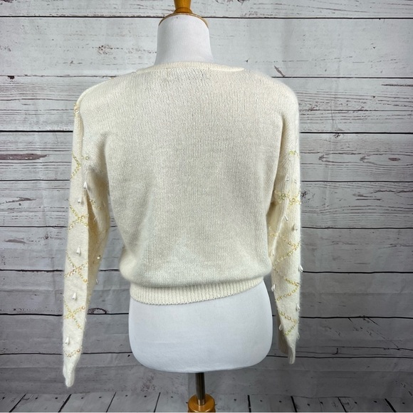 VINTAGE Karen Scott white silk and angora blend long sleeve sweater Sz PM - Picture 6 of 8